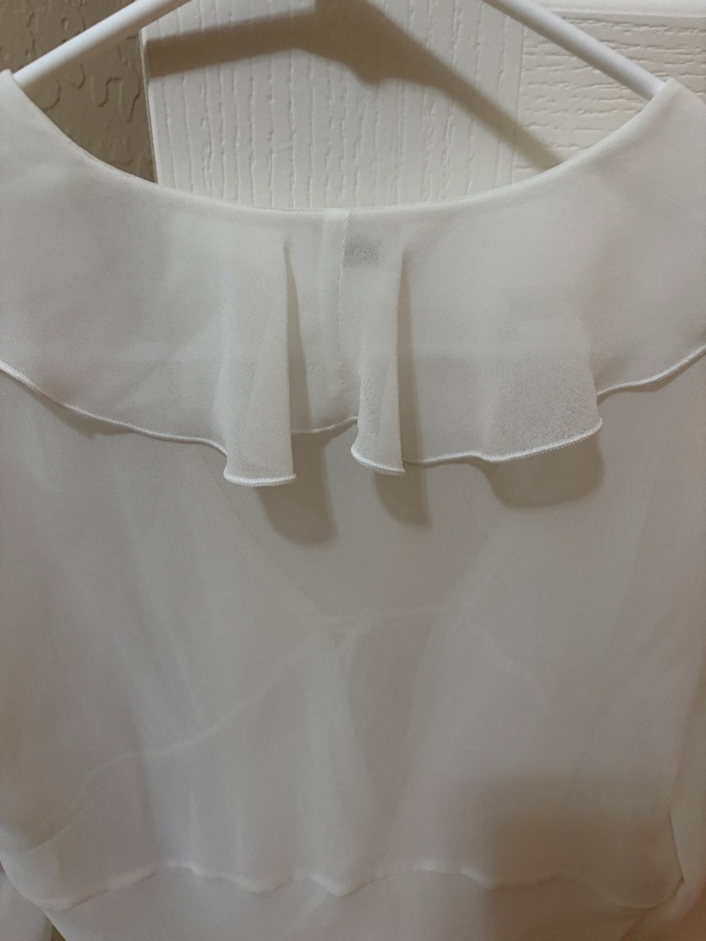 LIKE NEW! Women's Aritzia Wilfred Frenchie Cream Tie Chiffon Blouse-XS - Picture 8 of 10